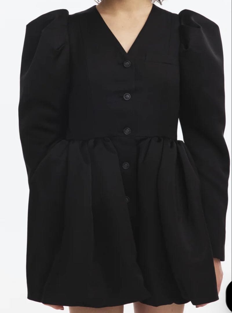 本日限定お値下げ中 bibiy DOROTHY PUFF DRESS正规品 - メルカリ