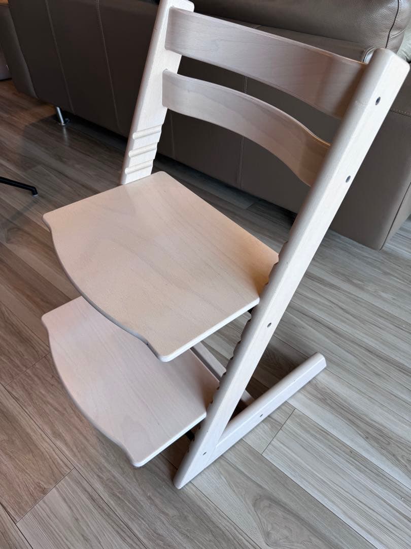 人気 ストッケ トリップトラップ ホワイトウォッシュ ストッケ(STOKKE)｜トリップトラップ｜チェア＆ベビーセット｜ホワイト