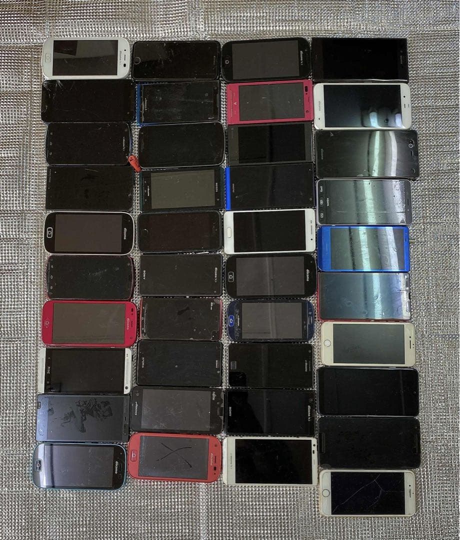 スマートフォン多数セット いろいろまとめ 139台 - メルカリ