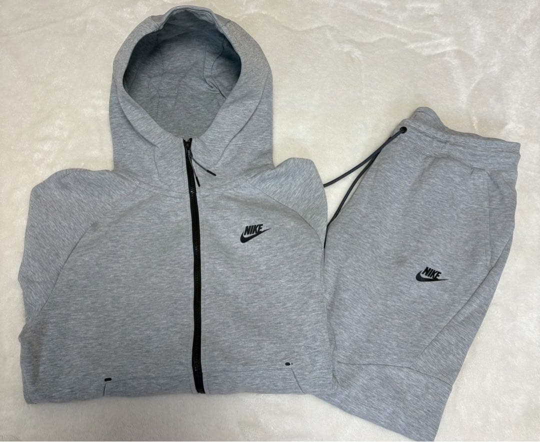 NIKE ナイキ　テックフリース　セットアップ　スウェット 主役級【Nike ナイキ】テックフリース セットアップ (Nike