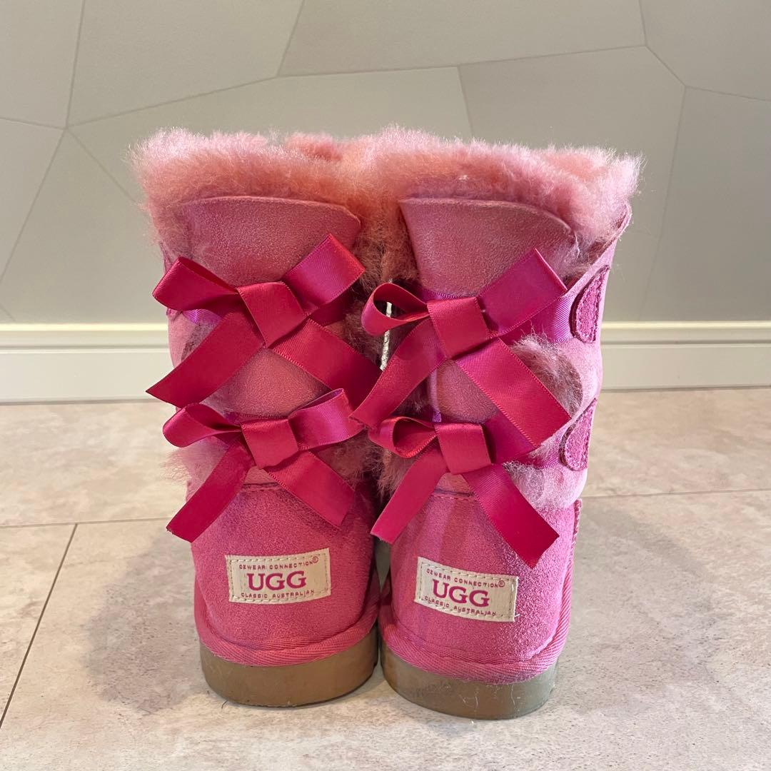 UGG アグ ピンク ムートンブーツ リボン 23 24 - メルカリ