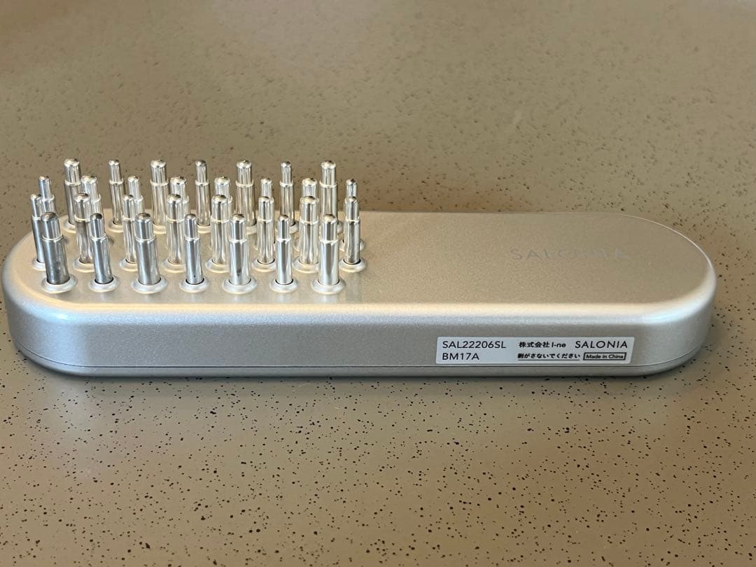 《美品》SALONIA サロニア EMSリフトブラシ