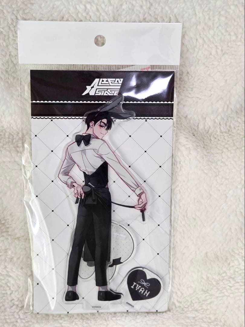 エイステ エイリアンステージ 韓国 コラボカフェ アクスタ イヴァン