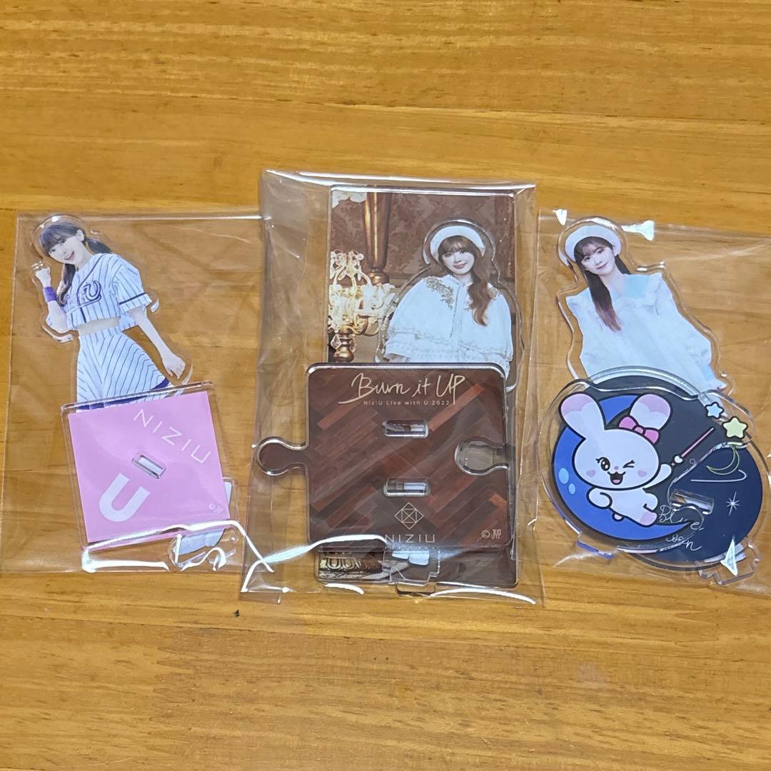 NiziU ミイヒ アクリルスタンド アクスタ U Burn it Up - メルカリ