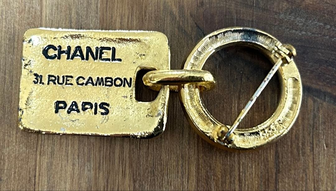 CHANEL 1133刻 カンボン プレート スイング ブローチ鑑定済み