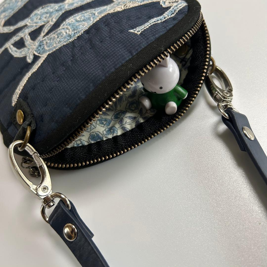 ミナペルホネン スマホショルダー キルト papurikko - メルカリ