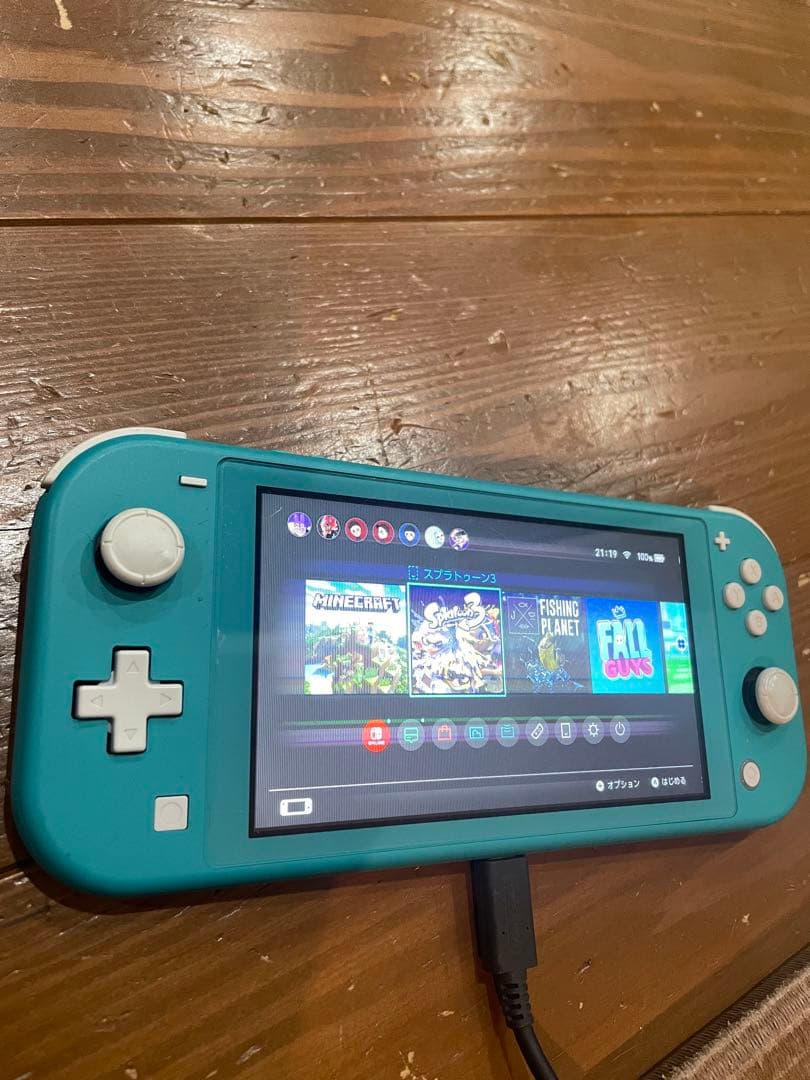 Nintendo Switch Lite ターコイズ 液晶不具合