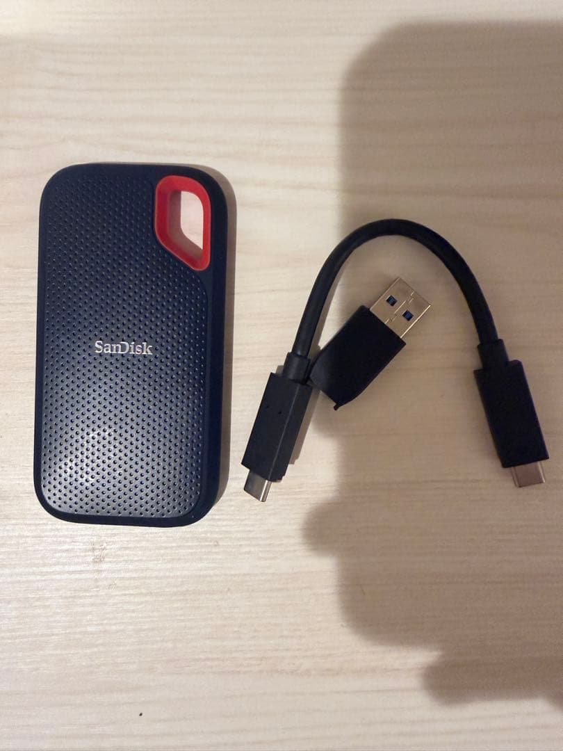 ほぼ未使用 SanDisk Extreme 4TB ポータブルSSD - メルカリ