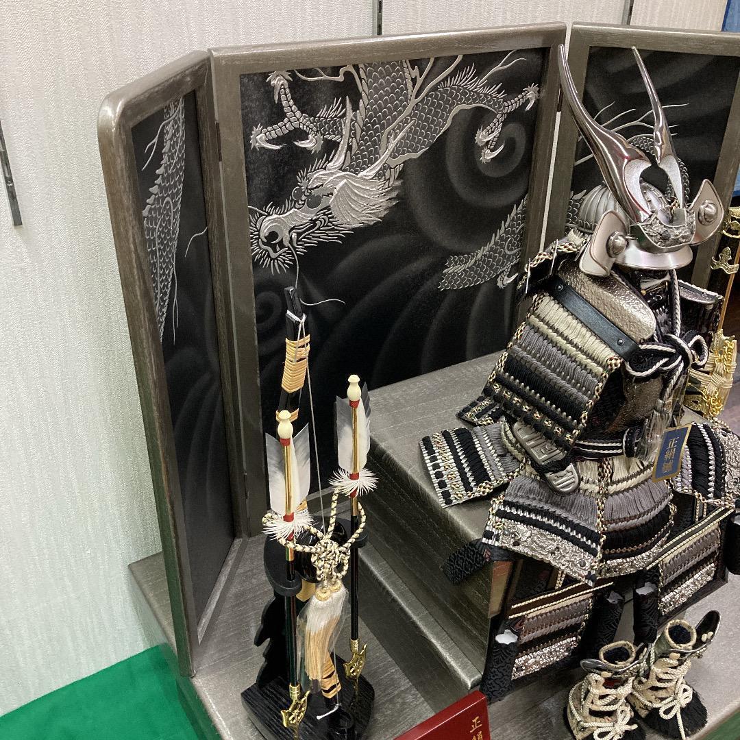 F4 訳あり特価！台巾75㎝位 五月人形鎧飾り 収納鎧飾り 五月鎧飾り