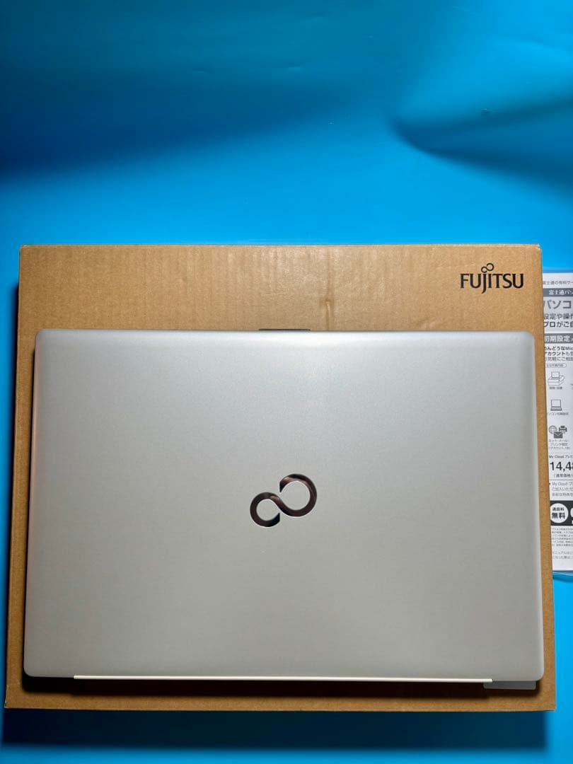 富士通 LIFEBOOK AH56/E2 i7 10510U SSD 2TB - メルカリ