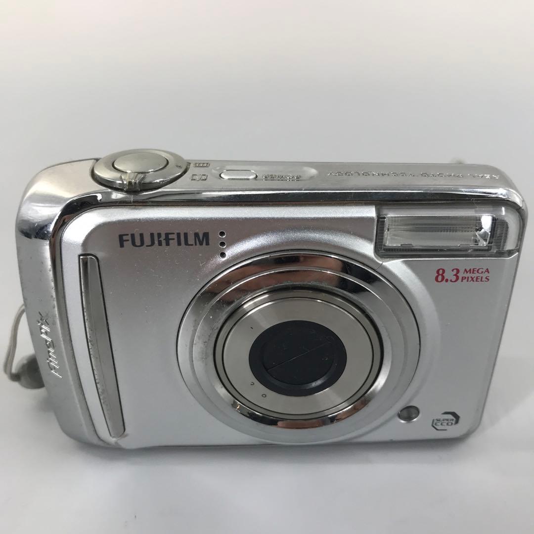 FUJIFILM デジタルカメラ 8.3メガピクセル シルバー