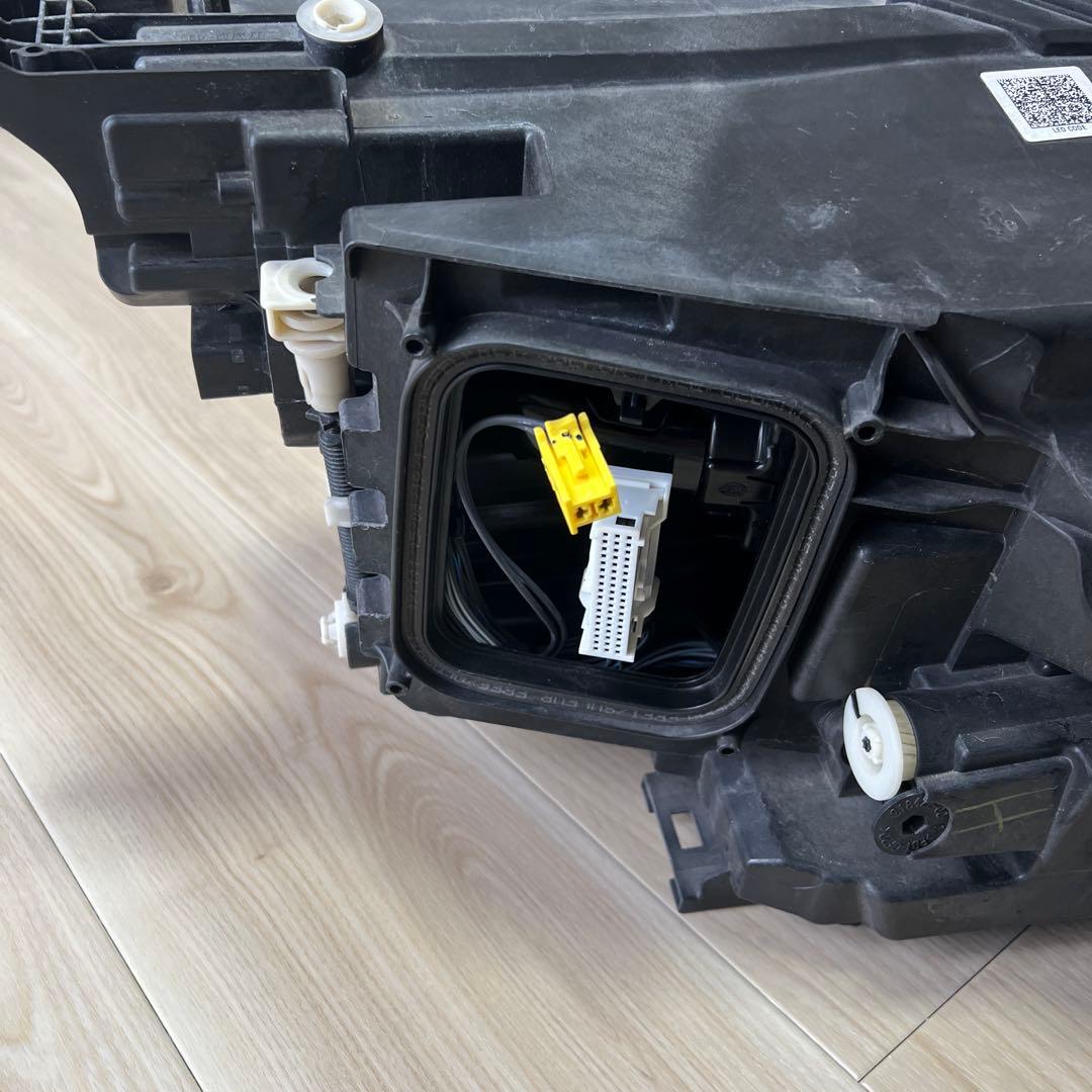 Mercedes-Benz gls400d ヘッドライト 左 ウインカー異常