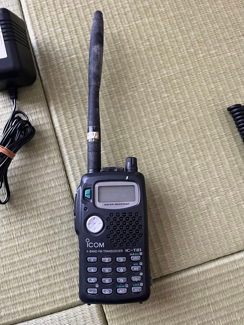 ICOM IC-T81 4バンド ハンディ機 トランシーバー - メルカリ