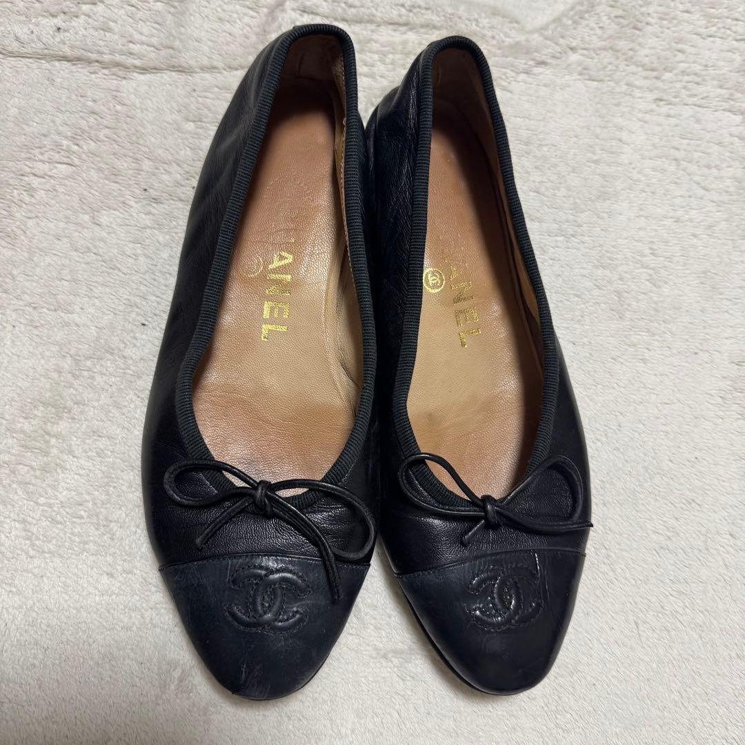 CHANEL シャネル　黒　ブラック　レザー　ココマーク　22.5cm