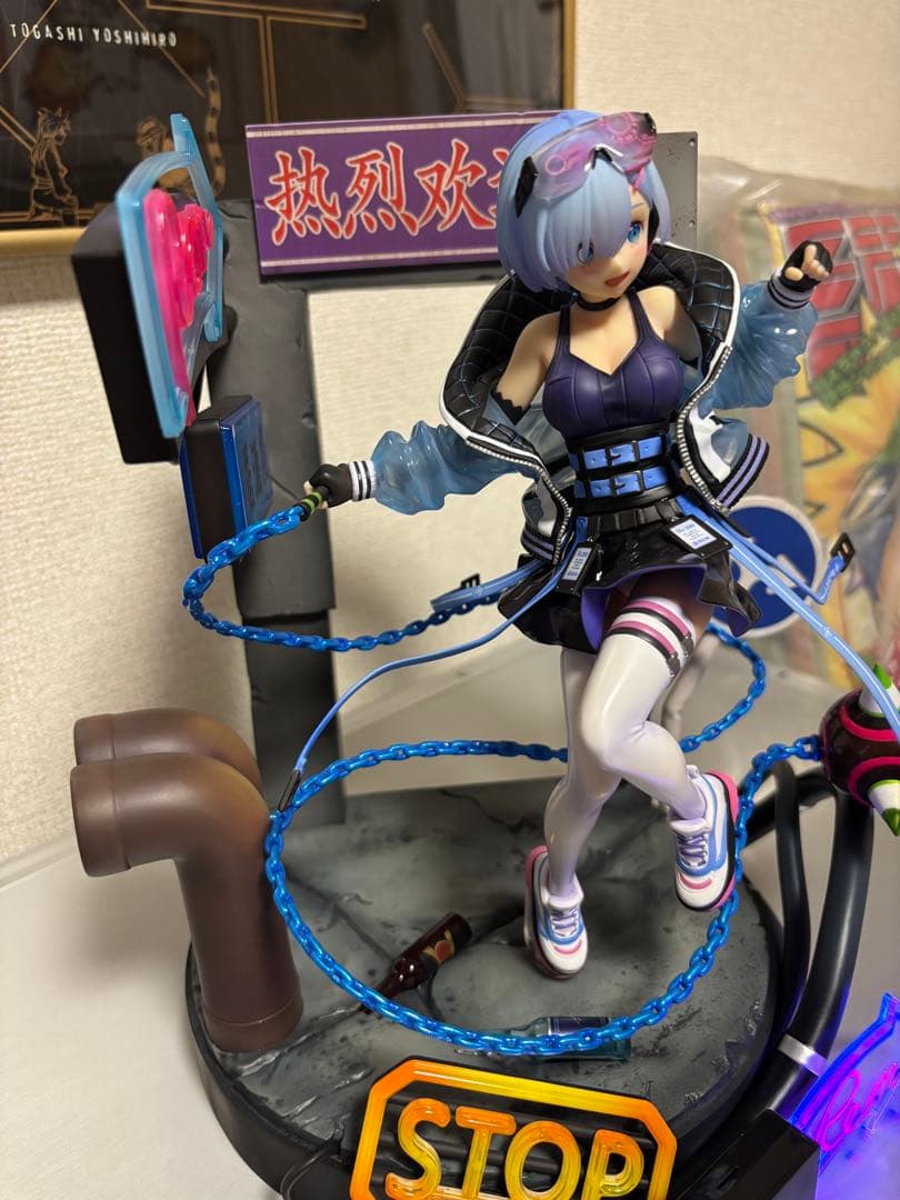 リゼロ　エミリア、ラム、レム　-Neon City Ver.-フィギュア