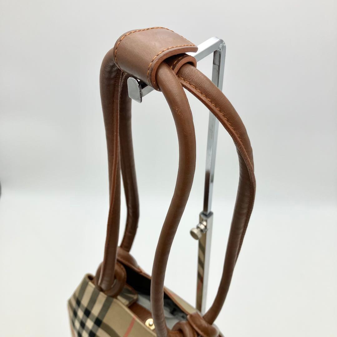 希少 バーバリー 月桂樹 ショルダーバッグ ノバチェック シャドー