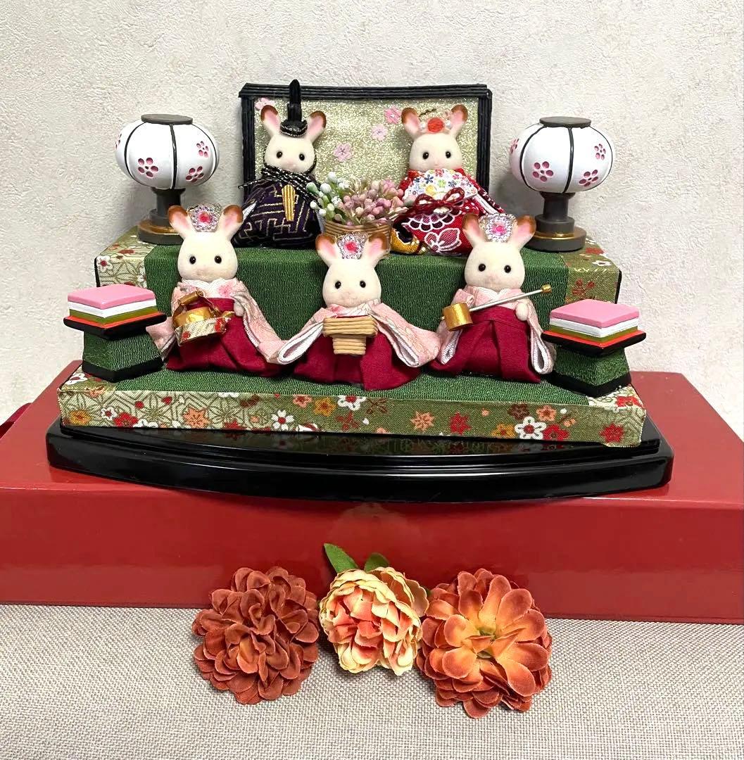 雛人形 二段飾り シルバニア赤ちゃん ケース入り 雛人形 シルバニア赤ちゃん ケース入り 二段飾り 三人官女 - メルカリ