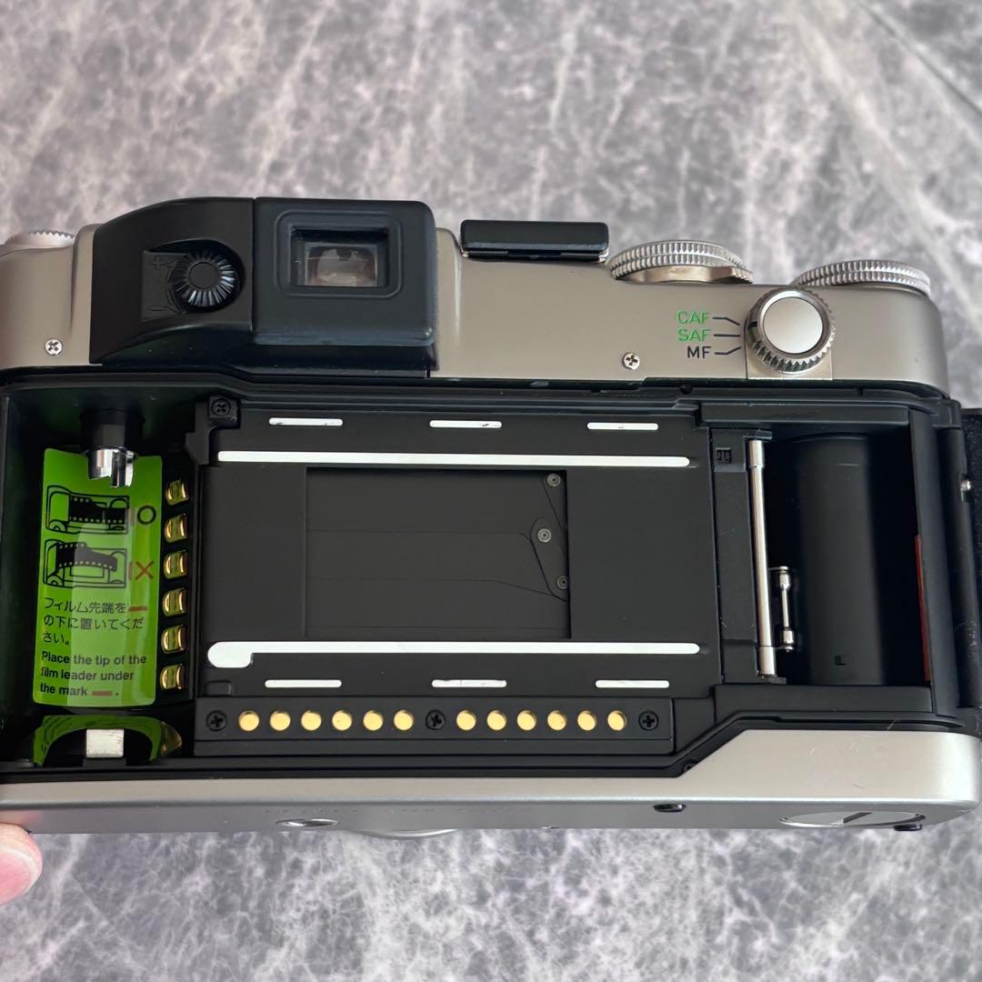 期間限定値下げ］CONTAX G2 フィルムカメラ セット - メルカリ
