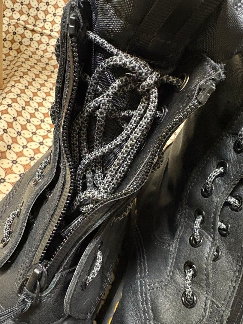 ドクターマーチンAir Wait 1460 Trinity 黒 UK8