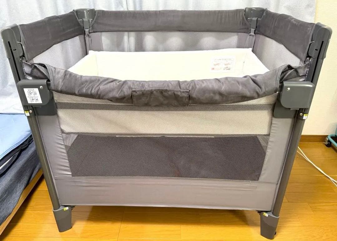 Aprica アップリカ ココネル エアープラスAB グレー ベビーベッド　美品 アップリカ（Aprica） ココネルエアー プラス AB ベビーベッド グレー