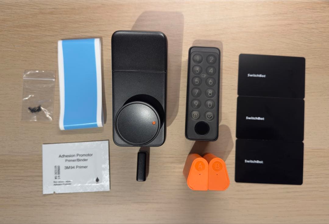 SwitchBot ロックPro・指紋認証パッド SwitchBot 顔認証パッドPro | 何も持たず、何も触れず、鍵が開く