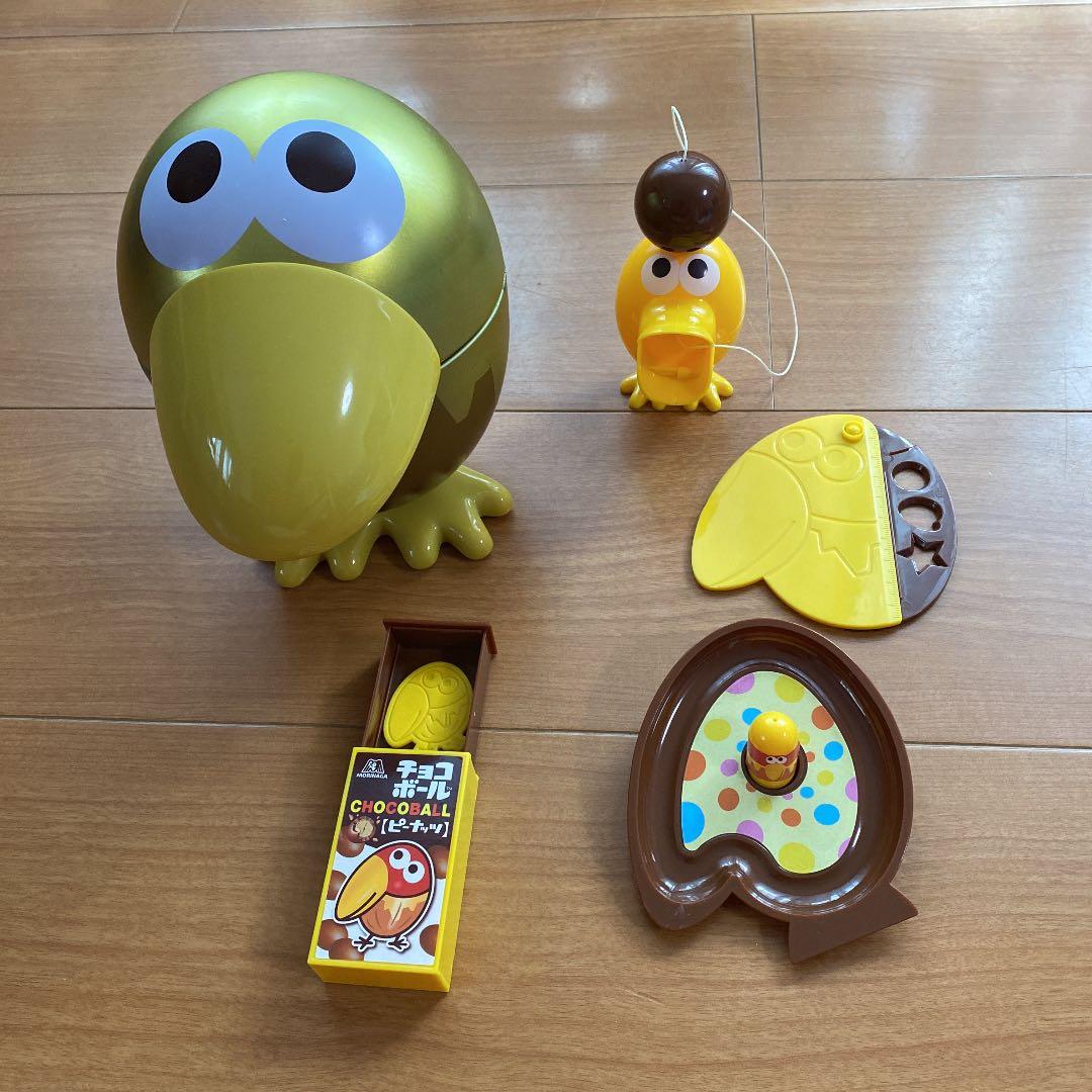 金のキョロちゃん缶 チョコボール50周年記念 おもちゃの缶詰 - メルカリ