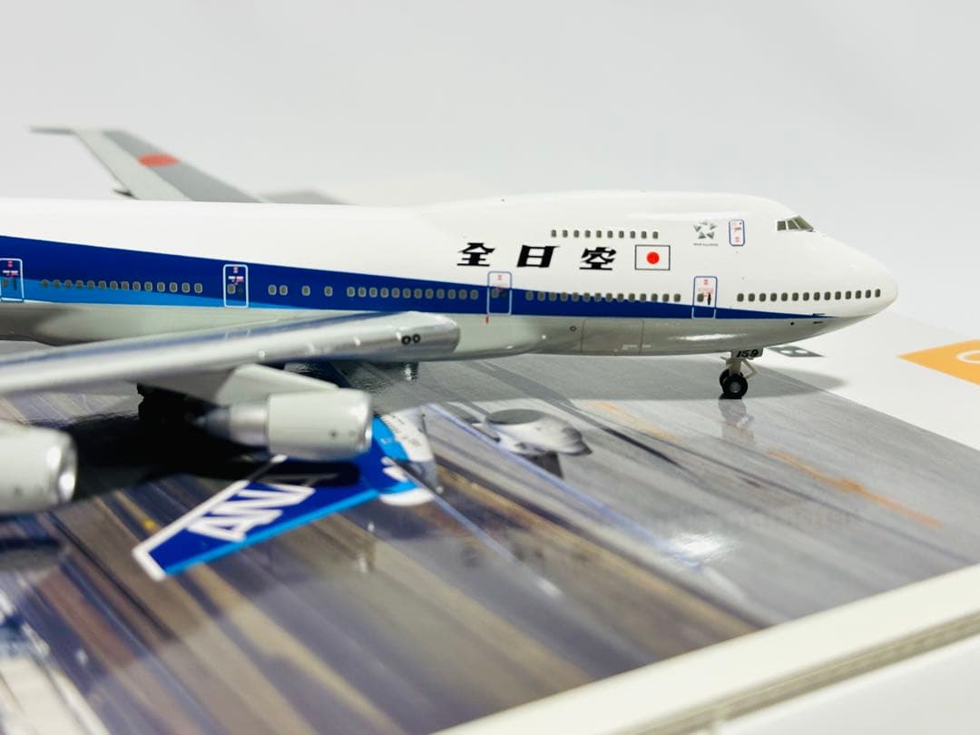全日空商事 1/400 ANA 747SR-100 NH40001 - メルカリ
