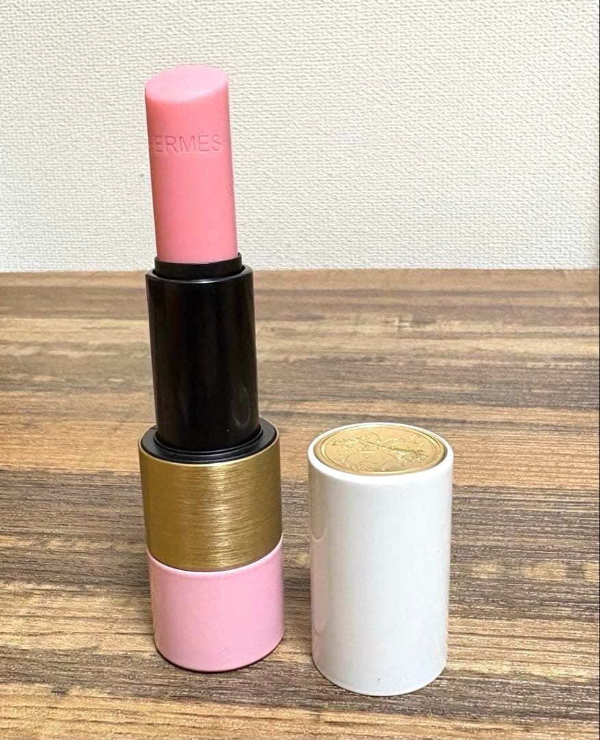 HERMES ローズ エルメス 27 ローズコンフェティ リップバーム - メルカリ