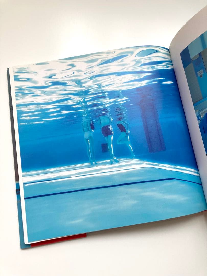 Maria Svarbova 「 Swimming Pool 」東欧プール写真集 - メルカリ