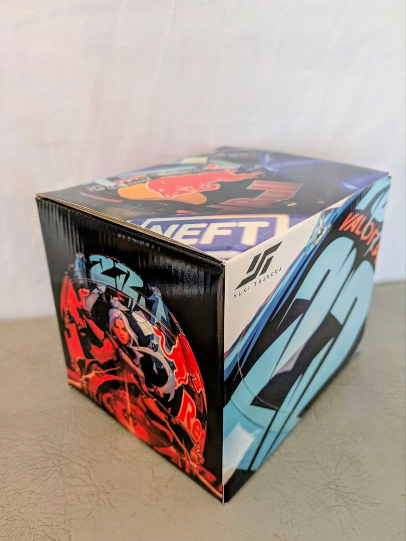 角田裕毅 ヘルメット1/2 サイン入 F1 レーシングブルズHONDA おまけ付