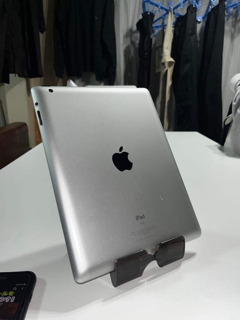 64GBバッテリー83%iPad 3世代 Dual Boot iOS9 & 6 - メルカリ