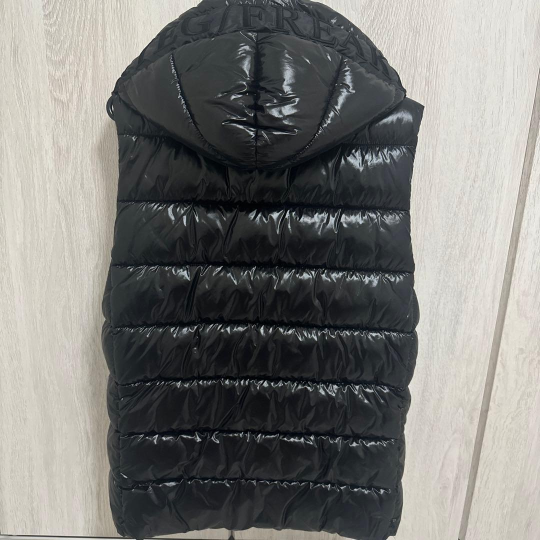 アダムスジャグラー ／ ダウンベスト - メルカリ