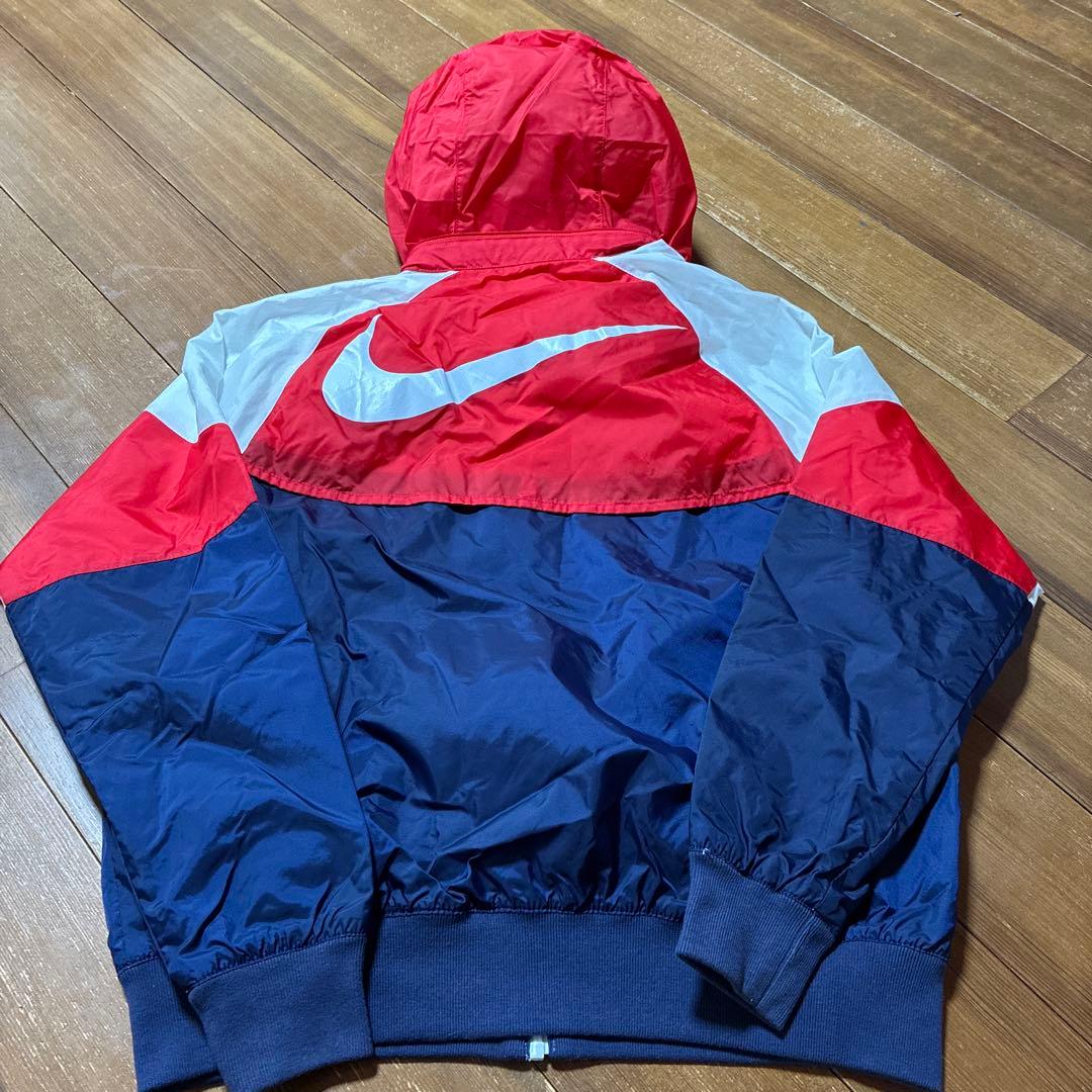 ナイキ ナイロンジャケット 伊澤彩織 着用 S ベイビーわるきゅーれ