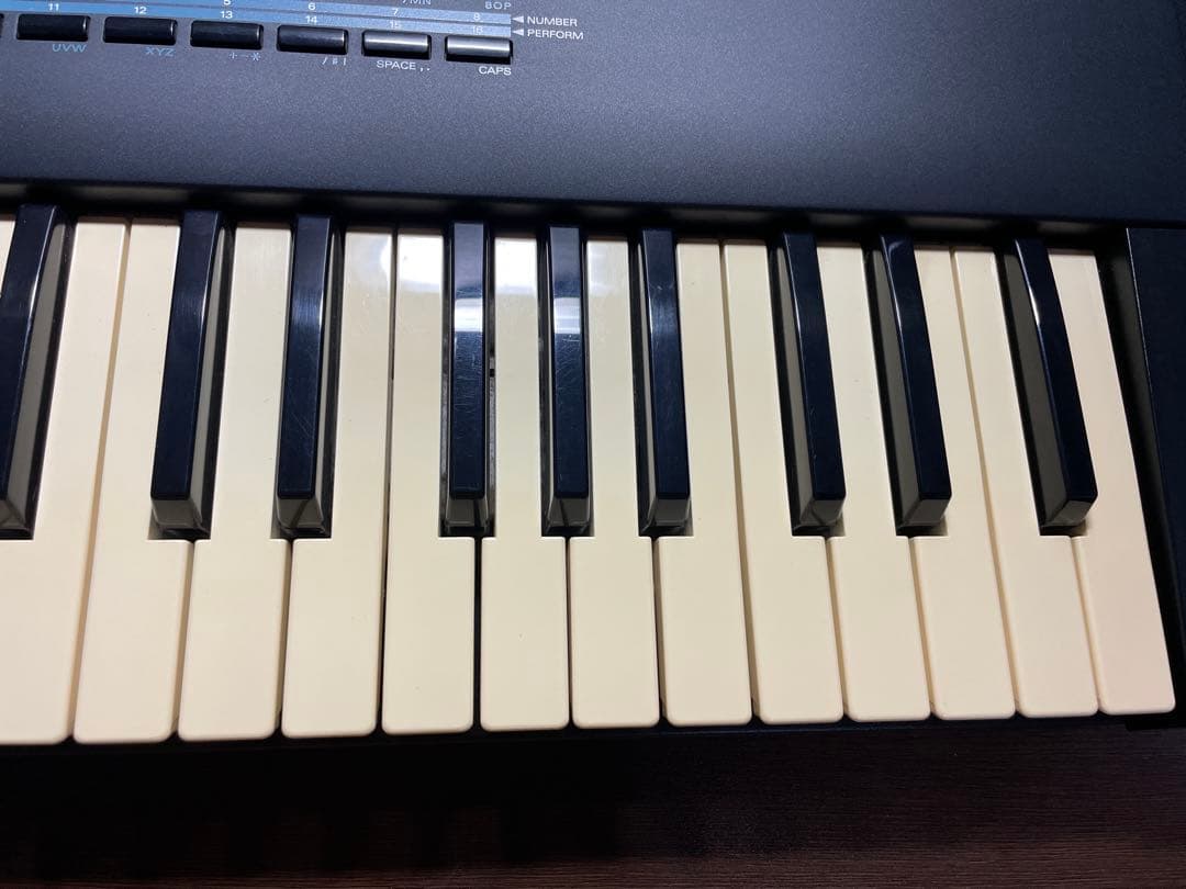 Roland JV-90 シンセサイザー