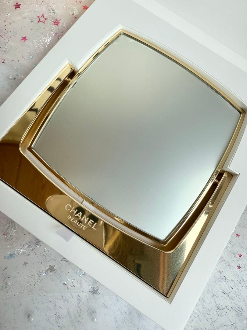 シャネル CHANEL ゴ―ルドスタンドミラー海外限定