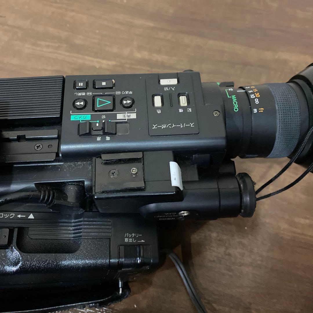 ジャンクCCD-V50 SONY 8mmビデオカメラ 326. Hi8 ケース付 - メルカリ