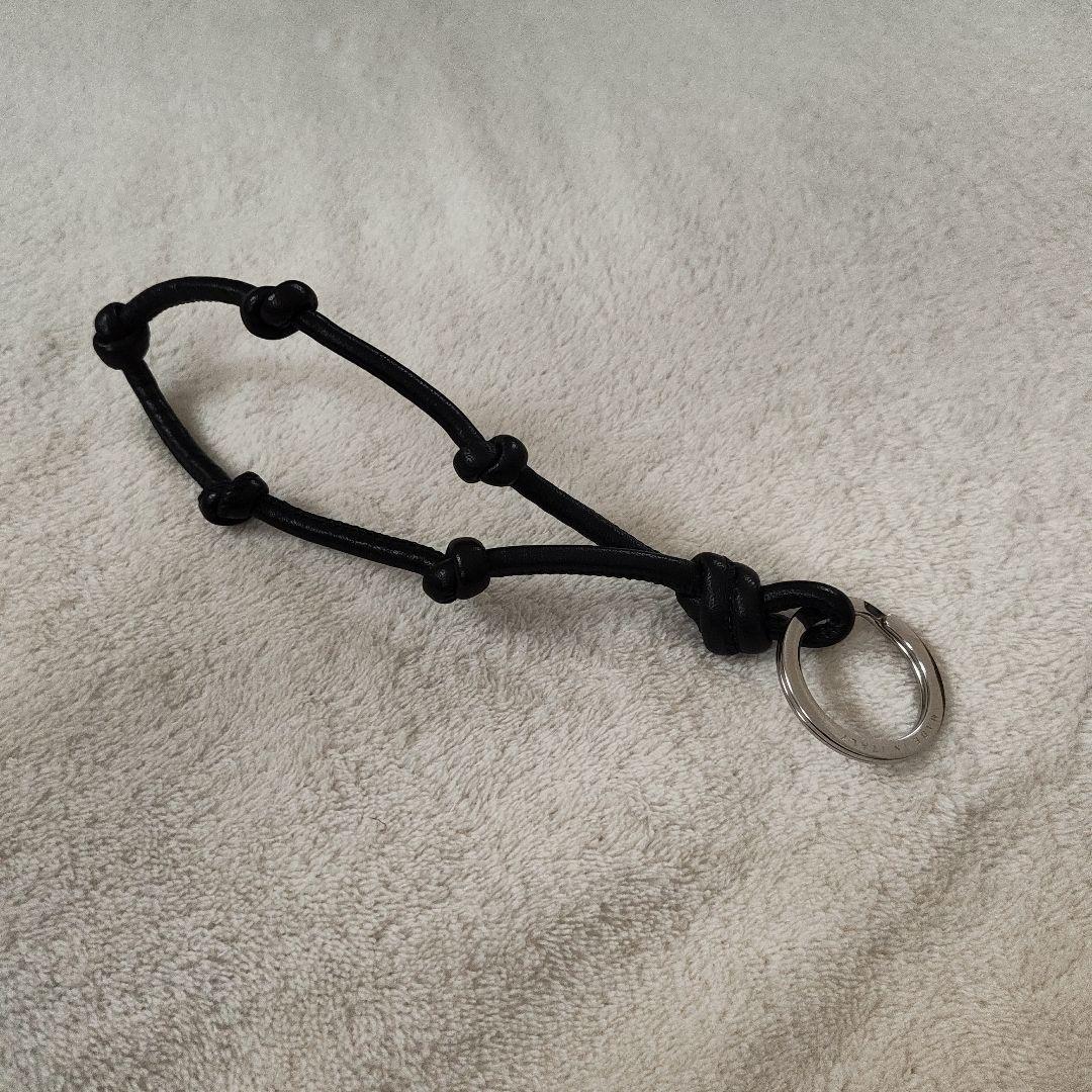 BOTTEGA VENETA レザー キーホルダー - メルカリ