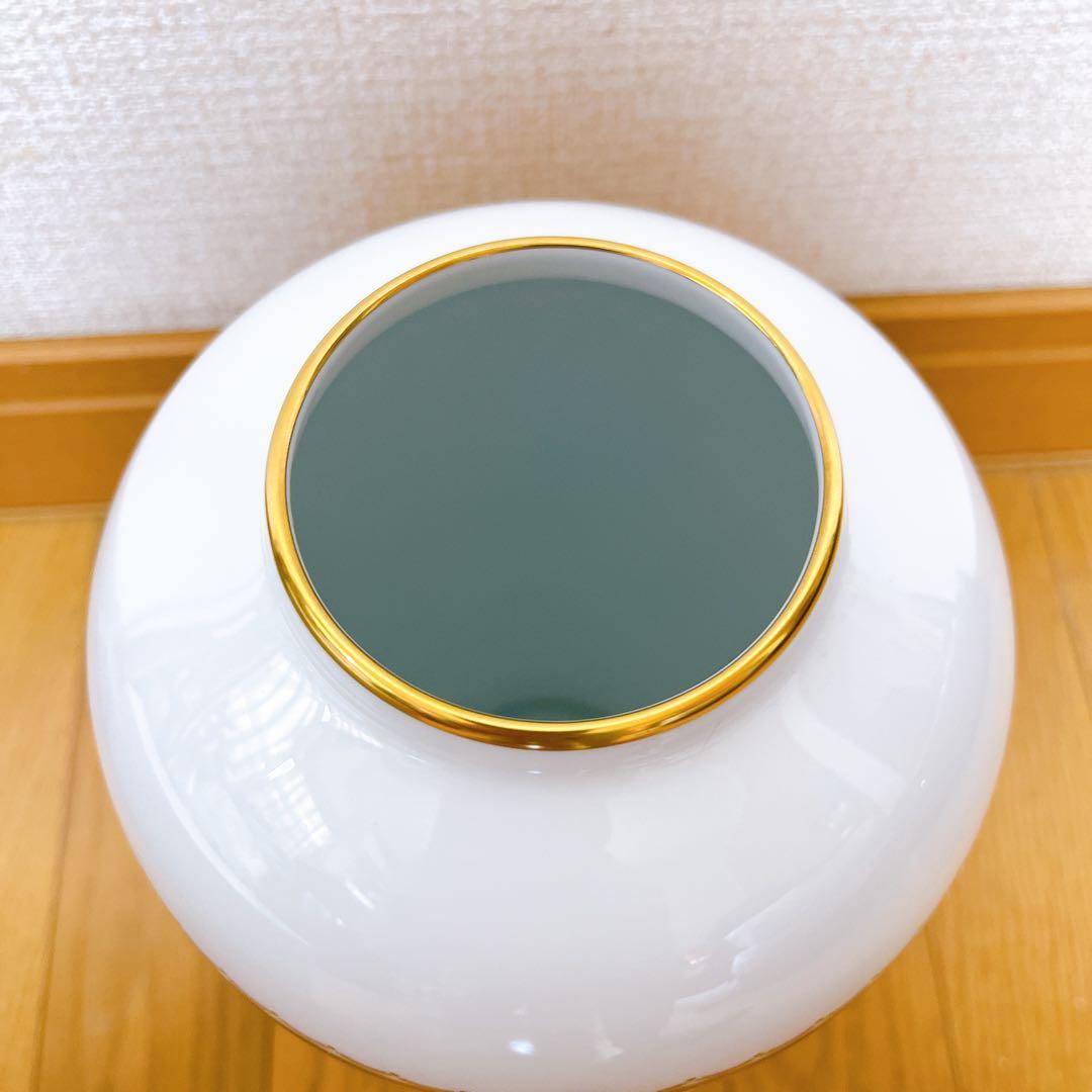 大倉陶園 即位御大禮記念 傑作品 深青地 窓絵菊花模様花瓶 限定版