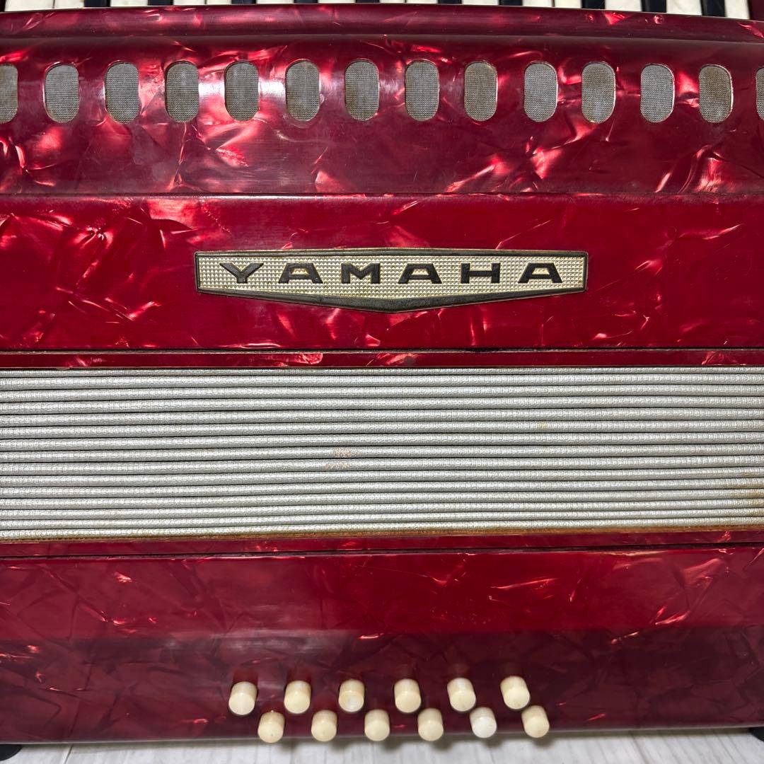 YAMAHA アコーディオン 赤 25鍵盤 8905 - メルカリ
