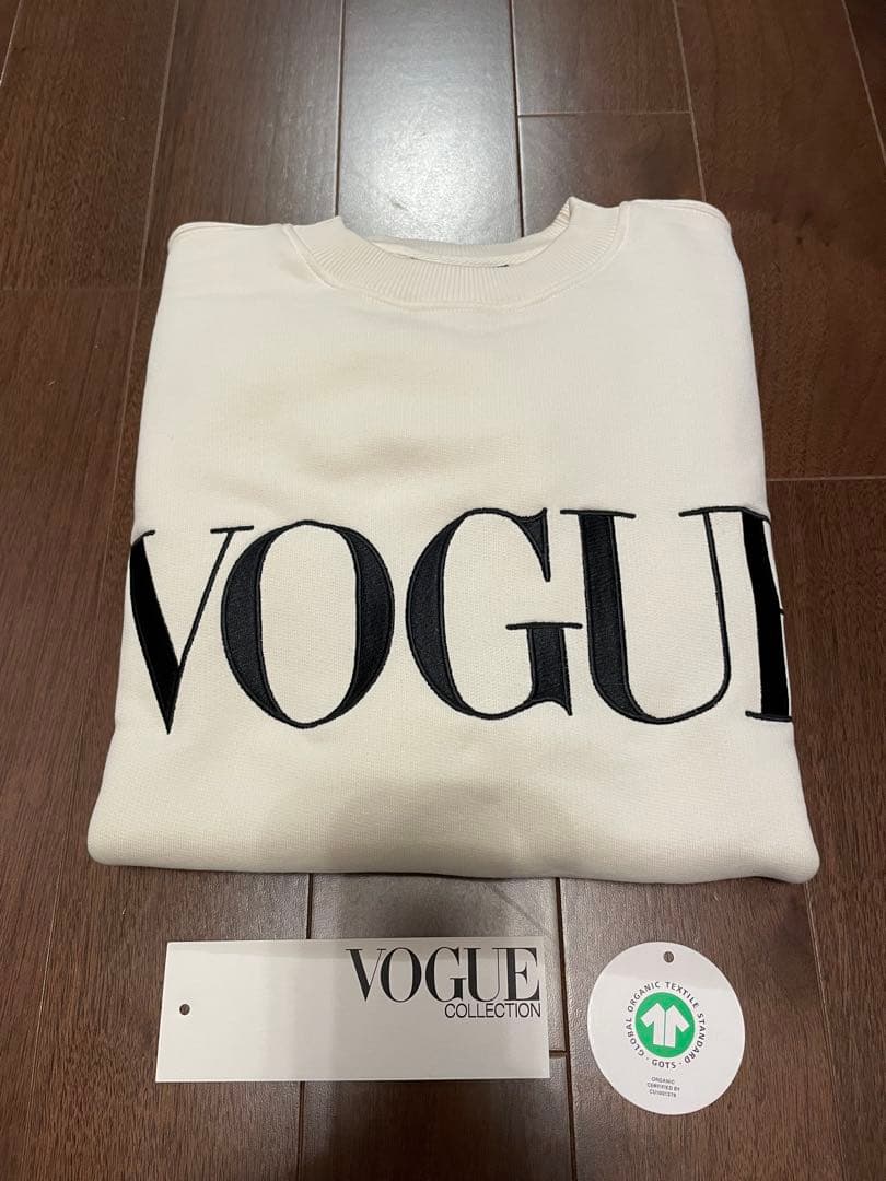 文太さま専用 新品 VOGUE ロゴ刺繍スウェット クリーム Sサイズ - メルカリ