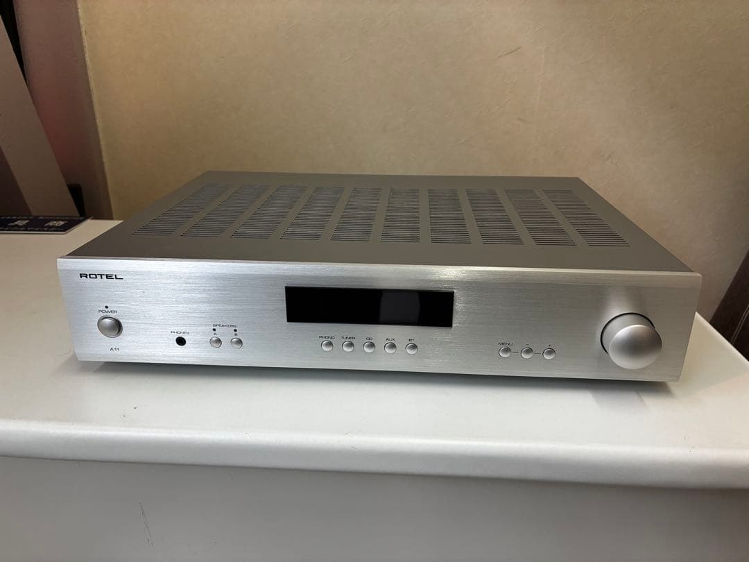 ROTEL A11 プリメインアンプ ROTEL（ローテル） A11 プリメインアンプ | Yoko Online Store