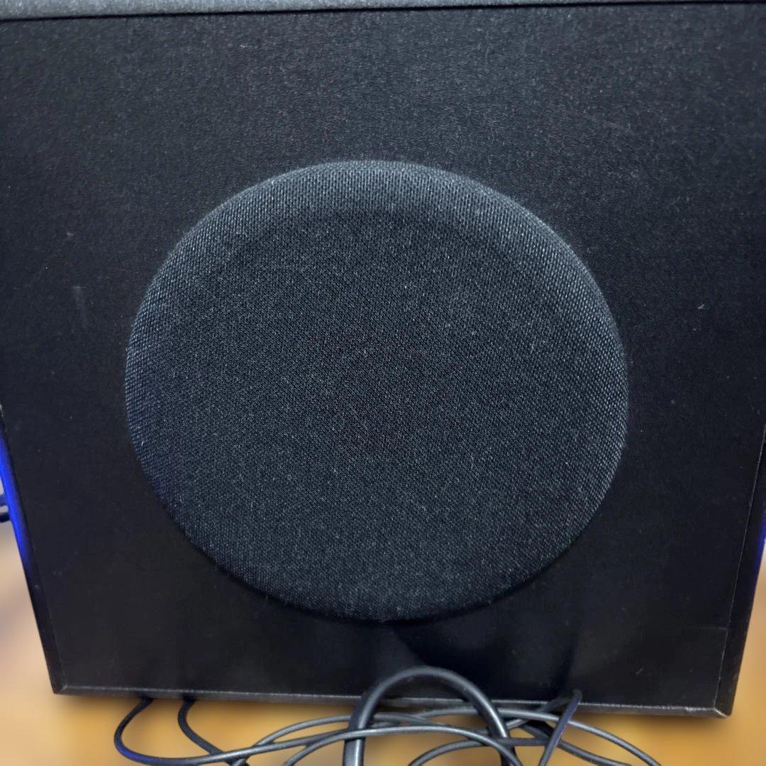 brillia 2.1chスピーカーシステム 光る重低音ESP-009】 - メルカリ