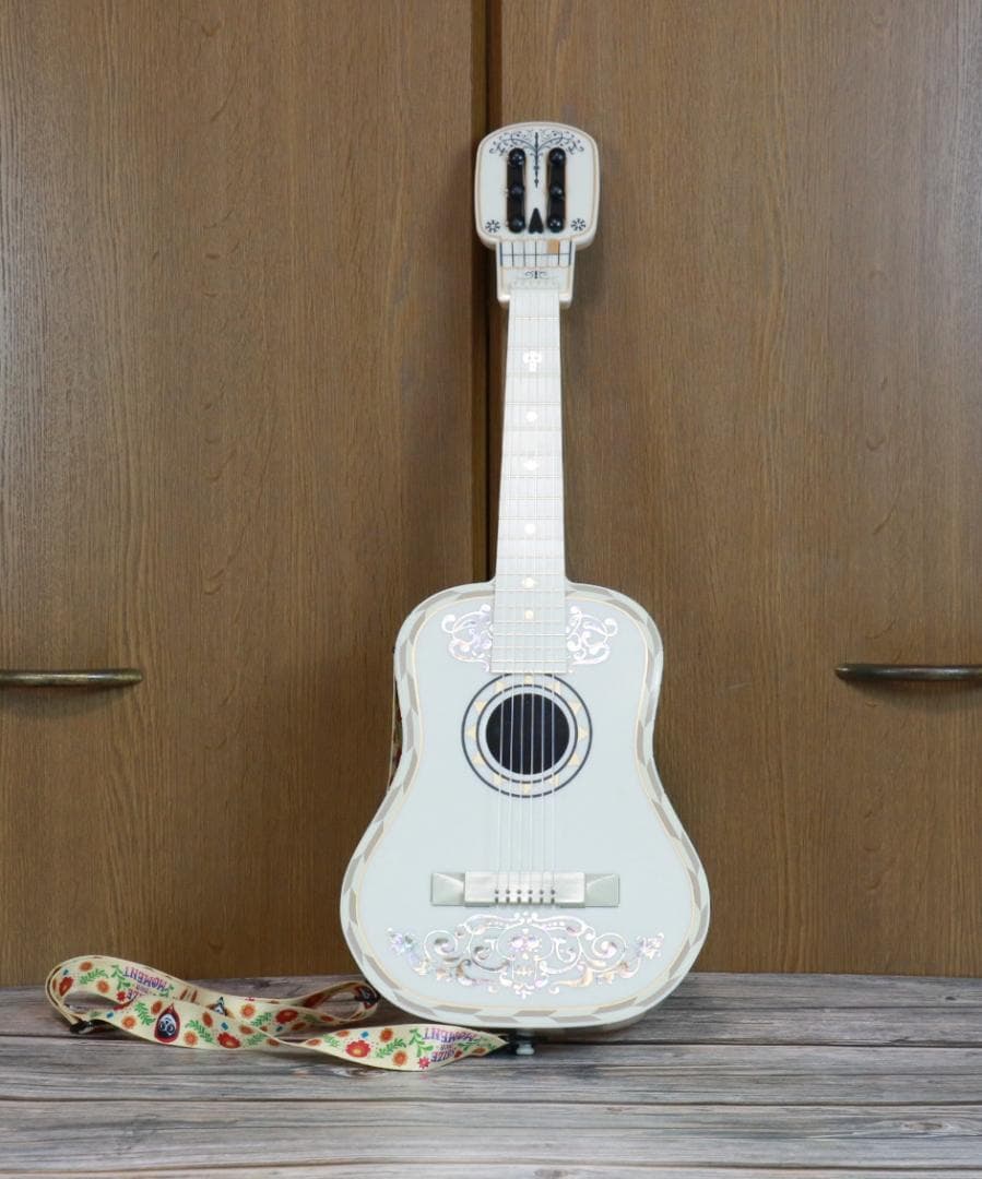 ディズニー ピクサー リメンバーミー ポップコーンバケツ ギター