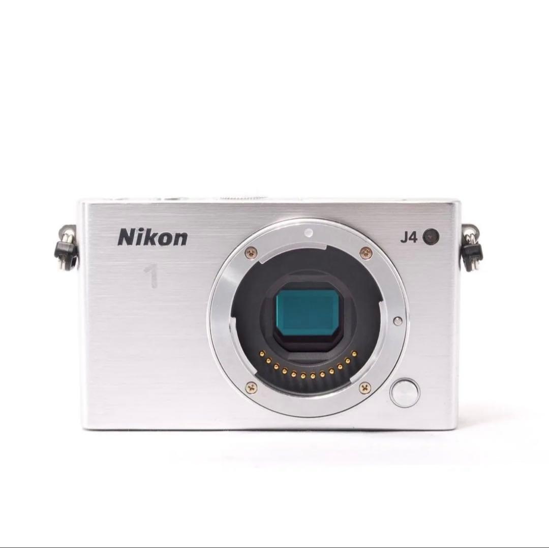 Nikon J4 ミラーレスカメラ シルバー - メルカリ