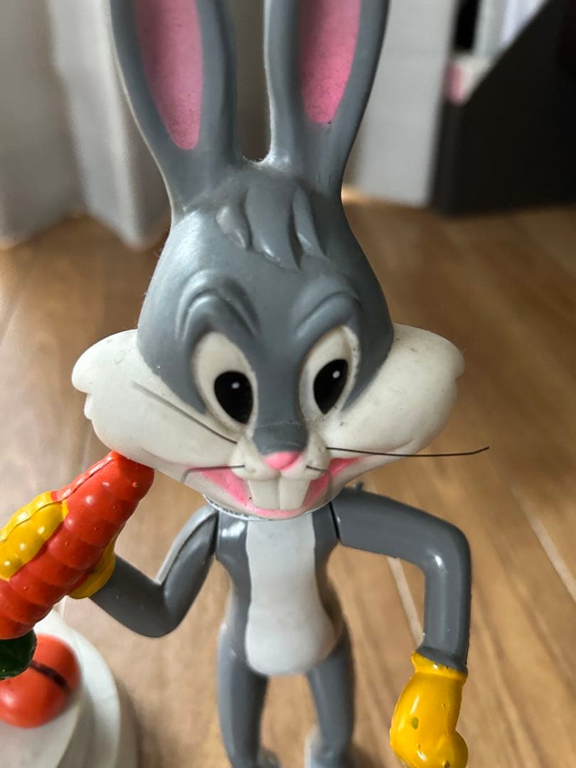 1971年DAKIN社製 レアなトゥイーティー バックスバニー - メルカリ