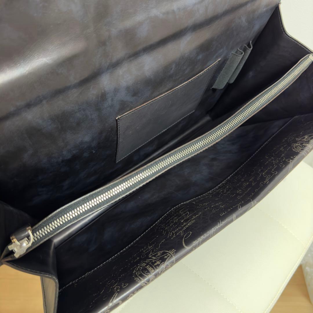 最高傑作 ベルルッティ グランドエクリトワール スクリットレザー