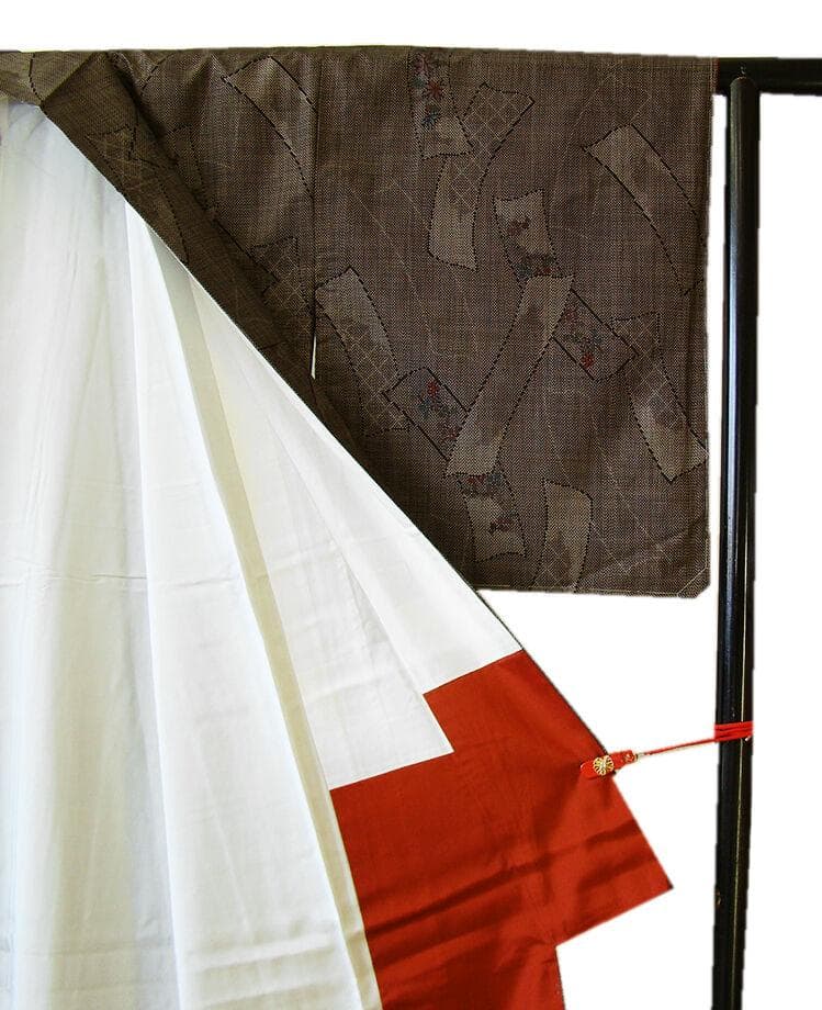 値下げ交渉OK！L寸 純泥染 本場奄美大島紬 径横絣 七マルキ 正絹