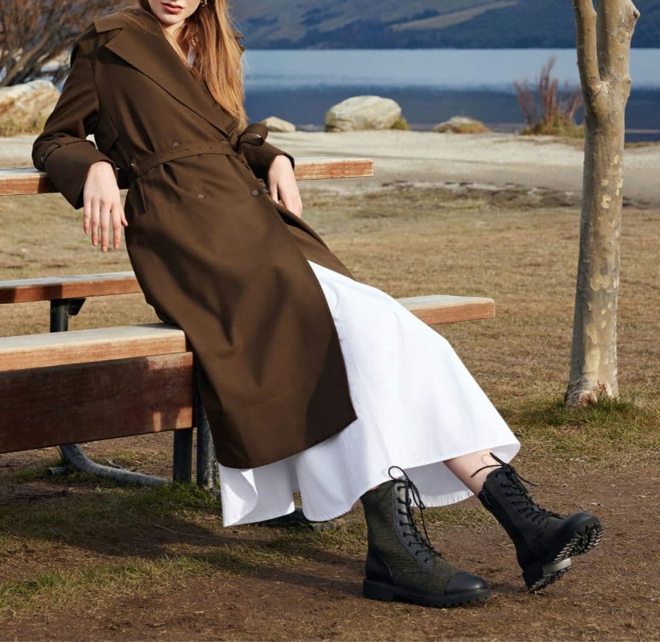 VIVAIA Florence ラウンドトゥ 撥水加工 レースアップ ブーツ - メルカリ