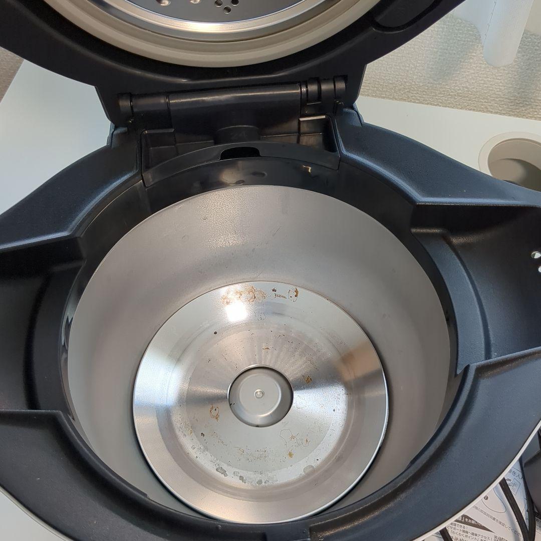 ホットクック『2.4L 』ホワイト ヘルシオ【美品】KN-HW24F-W