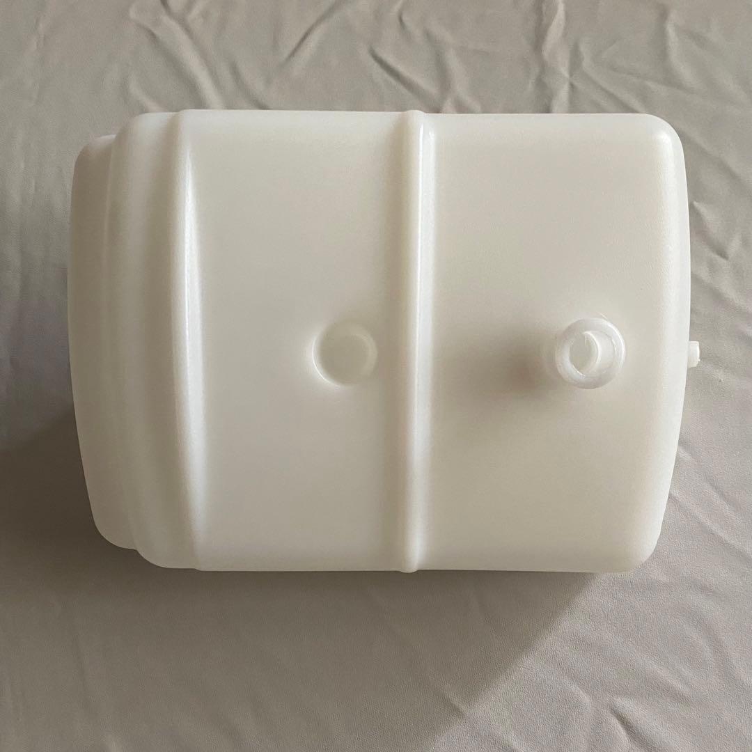 ボルボ240 社外 新品 リザーバータンク 75kPsキャップ セット